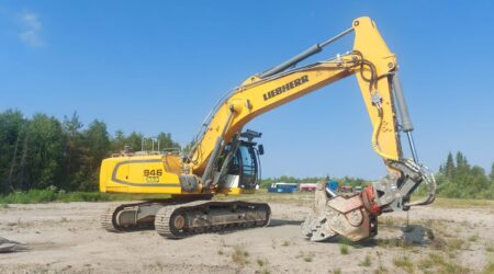 Liebherr 946